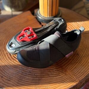 Shimano IC100 Cycling Cleats 🚲